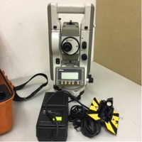 Nikon スーパーセオドライト NST-20SC3